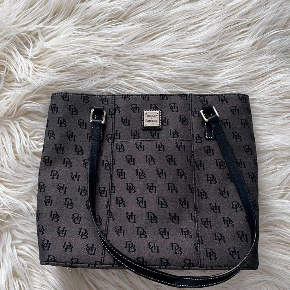 Dooney and Bourke handbag !